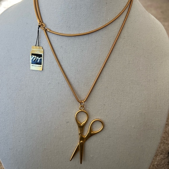 Morgan Taylor Jewelry - Morgan Taylor Gold Tone Necklace